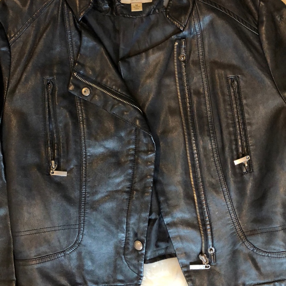 Leather jacket - Picture 5 of 6